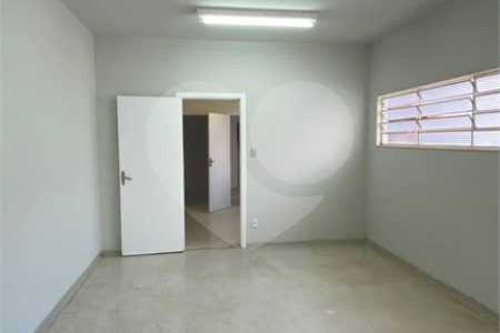 Casa à venda ou para alugar em Vila João Godói, Araraquara, SP