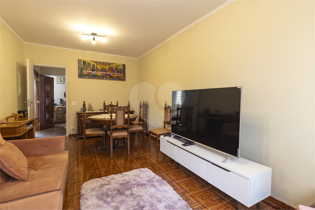Casa à venda com 5 quartos, sendo 1 suíte, em Vila Nova Conceição, São Paulo, SP