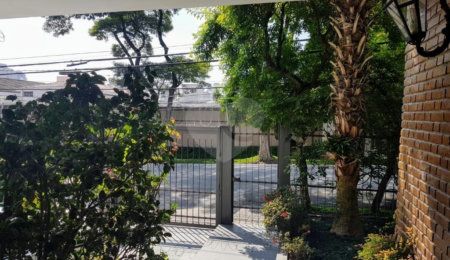 Sobrado à venda com 3 quartos, sendo 2 suítes,  em Brooklin Velho, São Paulo, SP