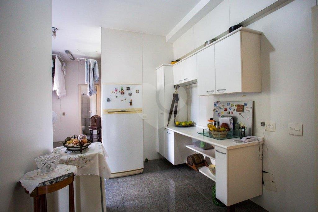 Apartamento à venda com 4 suítes em Jardim Fonte do Morumbi, São Paulo, SP