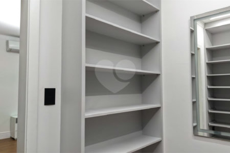 Casa à venda com 4 suítes no condomínio Alphaville Dom Pedro 3, Campinas - SP