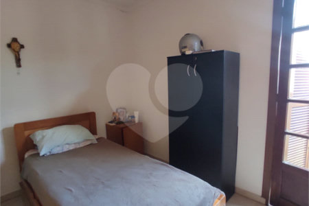 Sobrado à venda com 3 quartos em Chora Menino, São Paulo, SP