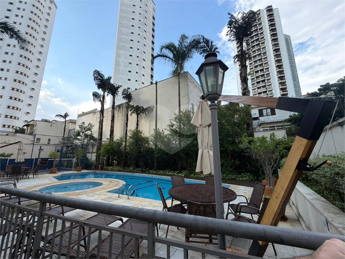 Apartamento à venda com 3 quartos, sendo 1 suíte,  em Vila Regente Feijó, São Paulo, SP