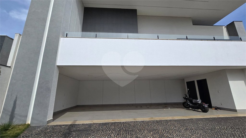 Casa à venda ou para alugar com 5 quartos, sendo 4 suítes,  no condomínio Equilibrium, Atibaia - SP