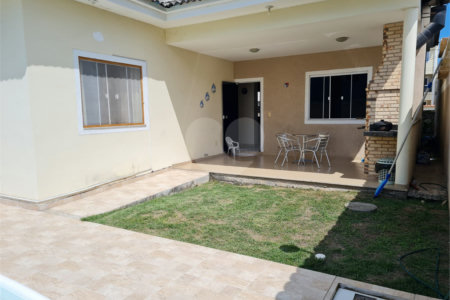 Casa à venda com 3 quartos, sendo 1 suíte, em Peró, Cabo Frio, RJ