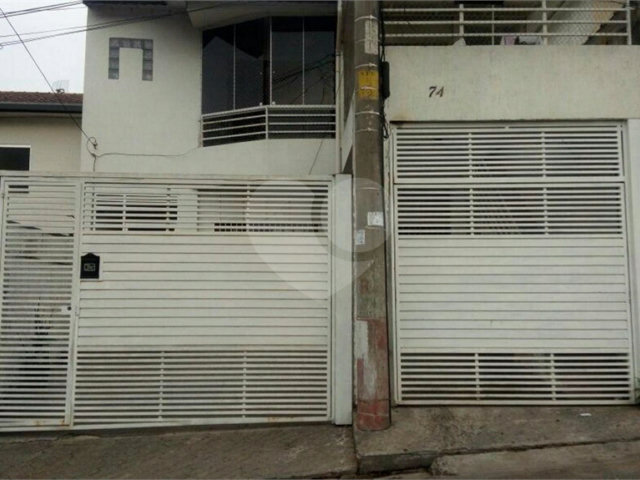 Sobrado à venda com 4 quartos, sendo 1 suíte,  em Tremembé, São Paulo, SP