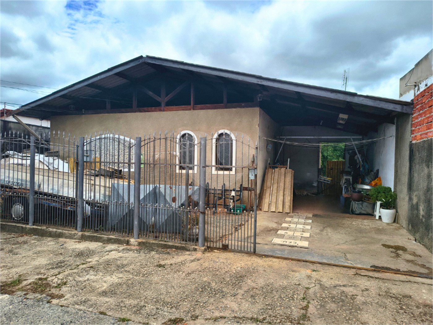 Casa à venda com 3 quartos em Jardim Refúgio, Sorocaba, SP