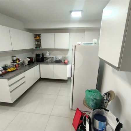 Apartamento à venda com 3 quartos, sendo 1 suíte,  em Jardim Vazani, São Paulo, SP