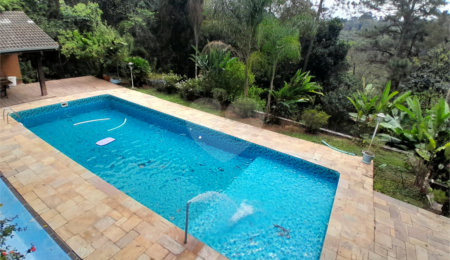 Casa Térrea à venda com 5 quartos, sendo 2 suítes,  em Roseira, Mairiporã, SP