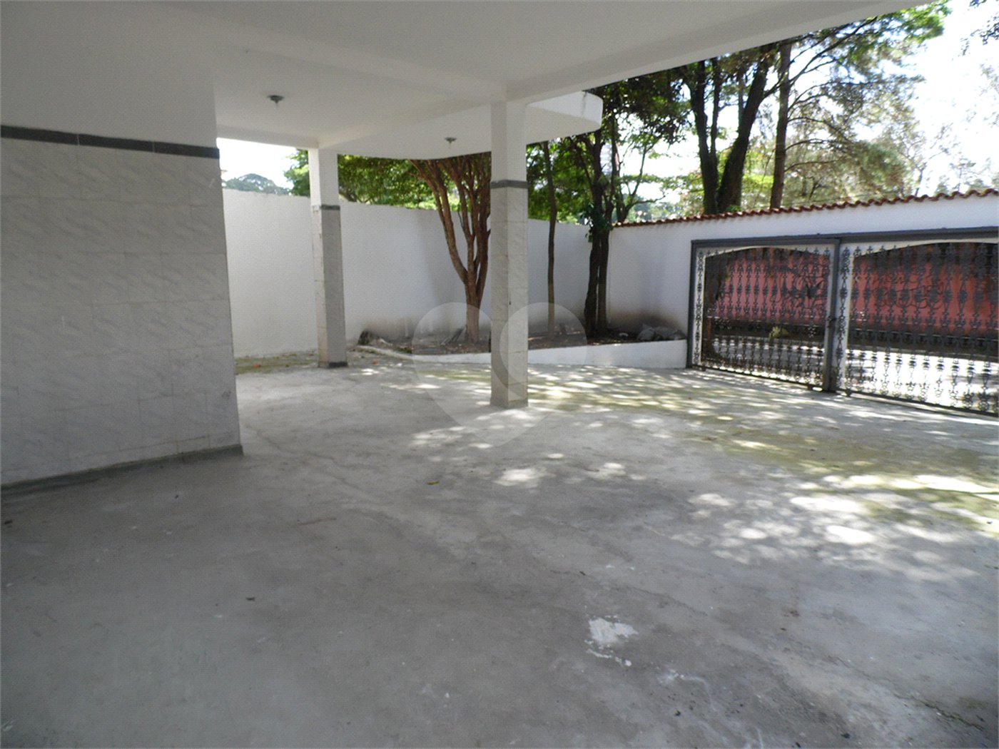 Casa à venda com 5 quartos, sendo 3 suítes, em Vila São Francisco, São Paulo, SP