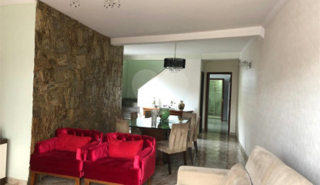 Sobrado à venda com 3 quartos, sendo 1 suíte,  em Vila Guilherme, São Paulo, SP