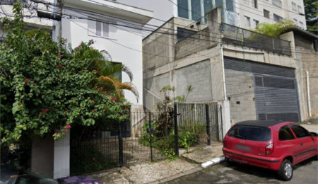 Sobrado à venda com 3 quartos, sendo 2 suítes,  em Santana, São Paulo, SP