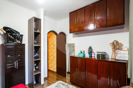 Casa à venda com 3 quartos, sendo 1 suíte, em Parque das Nações, Santo André, SP