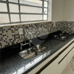 Sobrado à venda com 3 quartos em Vila Laís, São Paulo, SP