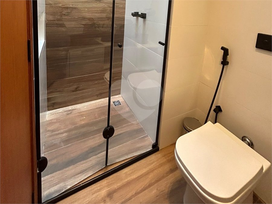 Casa para alugar com 3 suítes no condomínio Residencial Castanheira, Sorocaba - SP