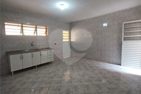 Sobrado à venda com 2 quartos em Jardim Guaíba, Sorocaba, SP