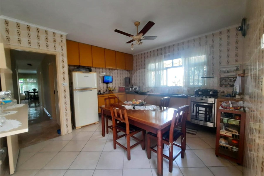 Sobrado à venda com 3 quartos, sendo 1 suíte, em Vila Medeiros, São Paulo, SP