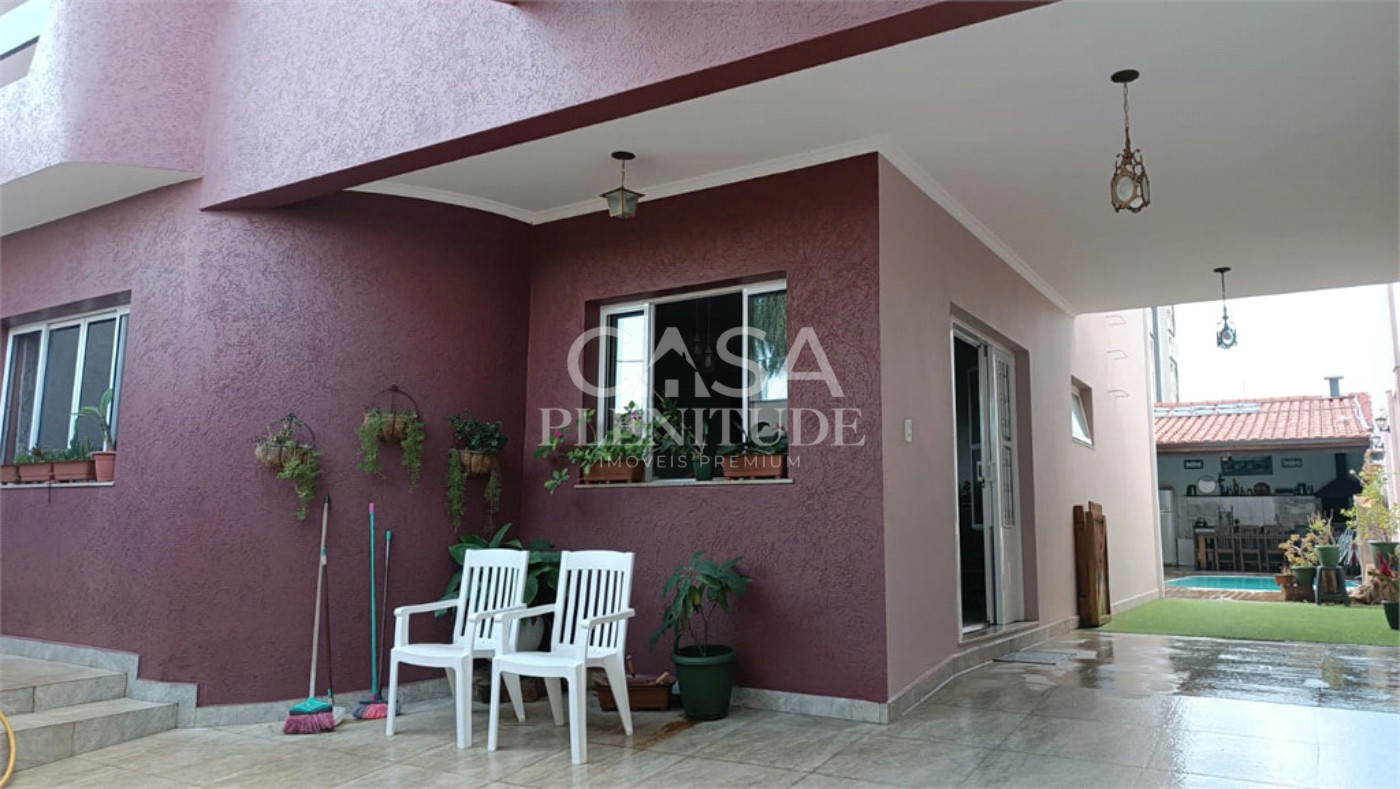 Casa à venda com 3 quartos, sendo 1 suíte,  em Jardim Americano, Sorocaba, SP