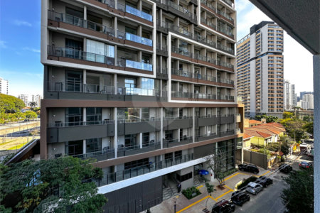 Apartamento à venda com 1 quarto em Jardim das Acácias, São Paulo, SP