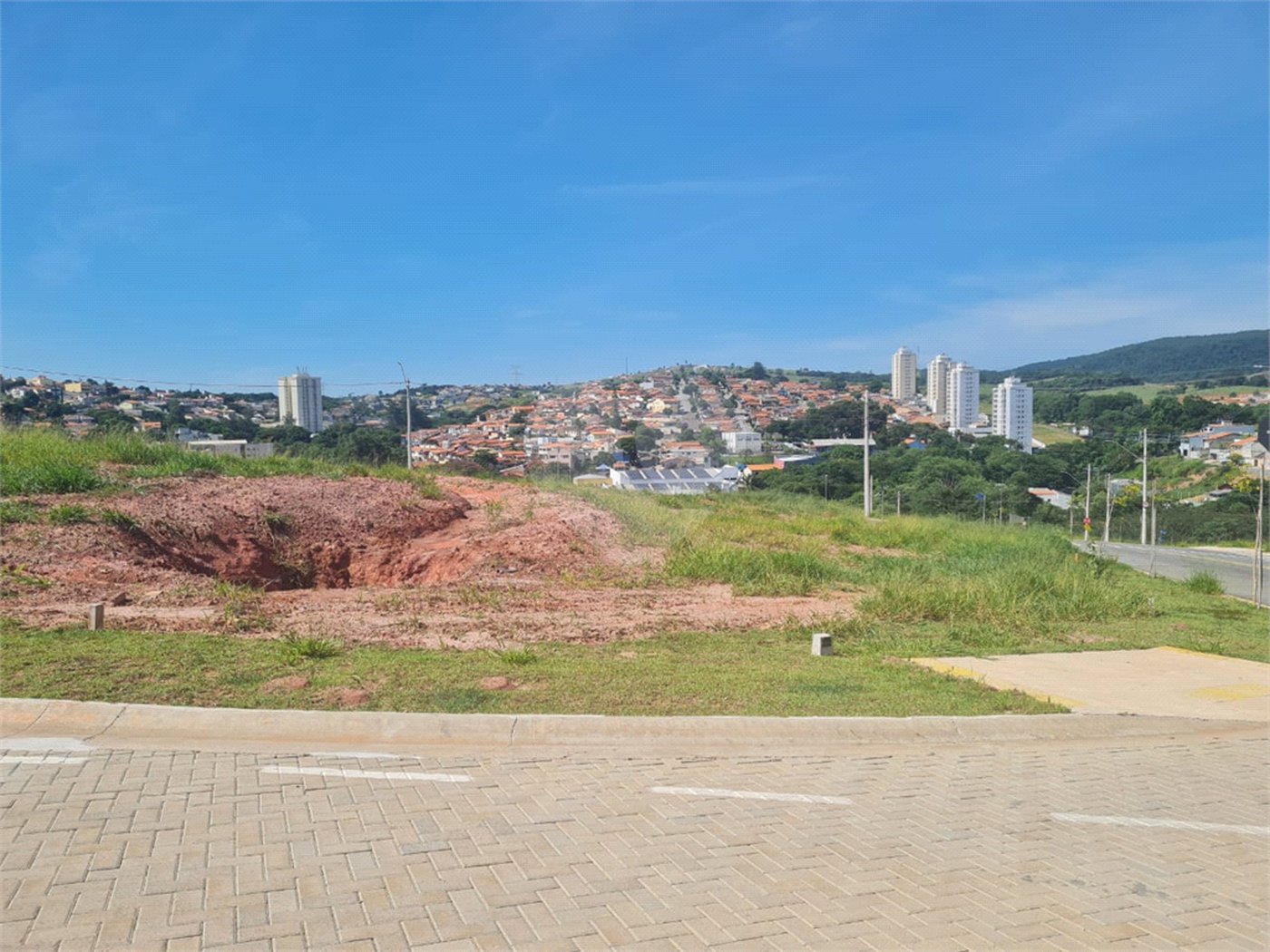 Terreno à venda no condomínio Residencial Reserva Bellano, Itatiba - SP
