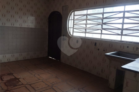 Casa à venda com 5 quartos, sendo 3 suítes, em Vila Sedenho, Araraquara, SP