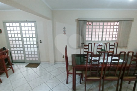Casa à venda com 4 quartos, sendo 2 suítes,  em Nova Vinhedo, Vinhedo, SP