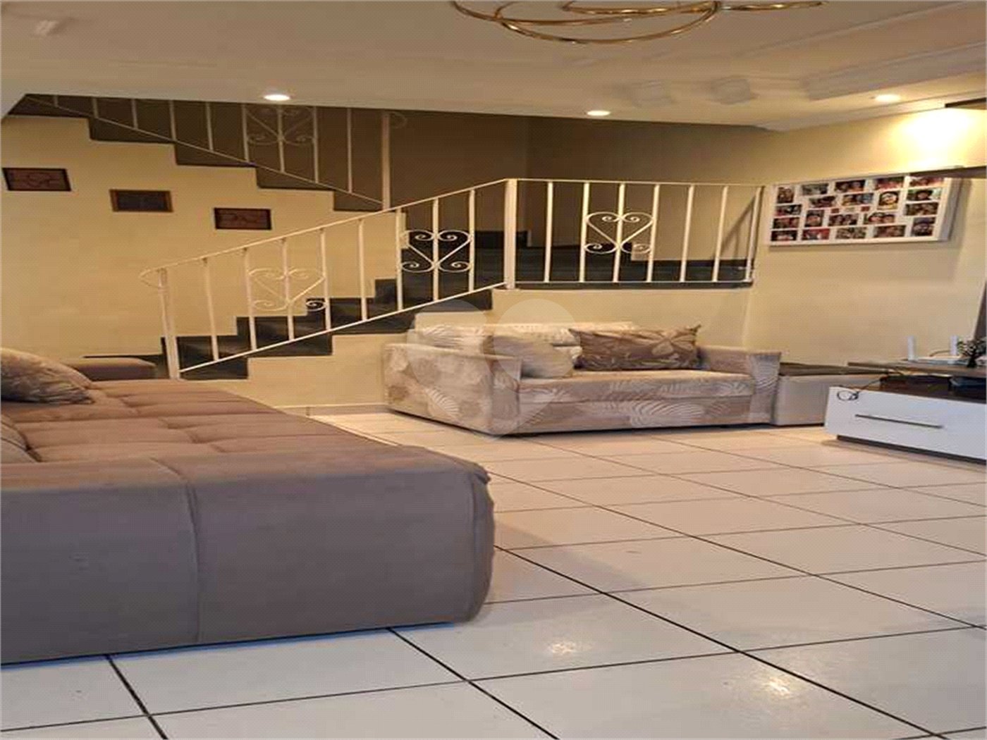 Sobrado à venda com 2 quartos, sendo 1 suíte, em Vila Nova Cachoeirinha, São Paulo, SP
