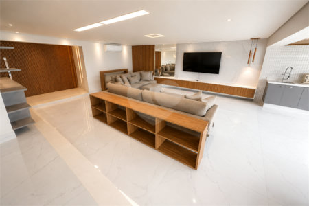 Apartamento à venda com 5 suítes em Parque Enseada, Guarujá, SP