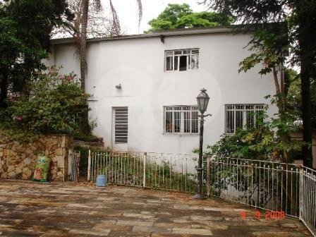 Sobrado à venda com 5 quartos, sendo 3 suítes,  em Vila Irmãos Arnoni, São Paulo, SP