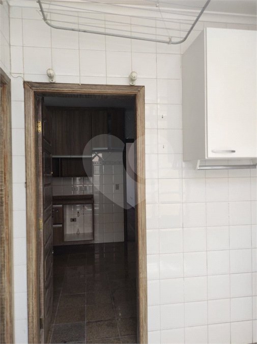 Sobrado à venda com 3 quartos, sendo 1 suíte, em Parque Ipê, São Paulo, SP