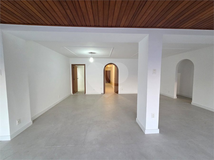 Cobertura à venda ou para alugar com 3 quartos, sendo 1 suíte, em Tijuca, Rio de Janeiro, RJ