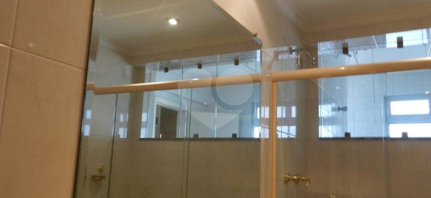 Apartamento à venda com 3 quartos, sendo 1 suíte, em Alto da Boa Vista, São Paulo, SP