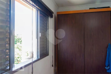 Casa à venda com 3 quartos, sendo 1 suíte, em Vila Universitária, São Paulo, SP