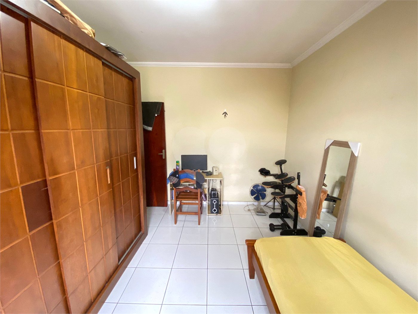 Sobrado à venda com 3 quartos, sendo 1 suíte, em Jardim dos Ipês, Suzano, SP