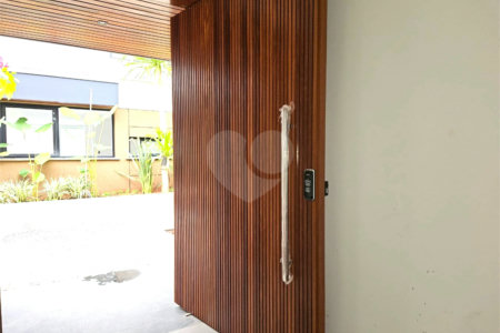 Casa à venda com 4 suítes no condomínio Venezia, São Paulo - SP