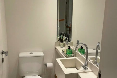 Apartamento à venda com 3 suítes em Vila Progredior, São Paulo, SP