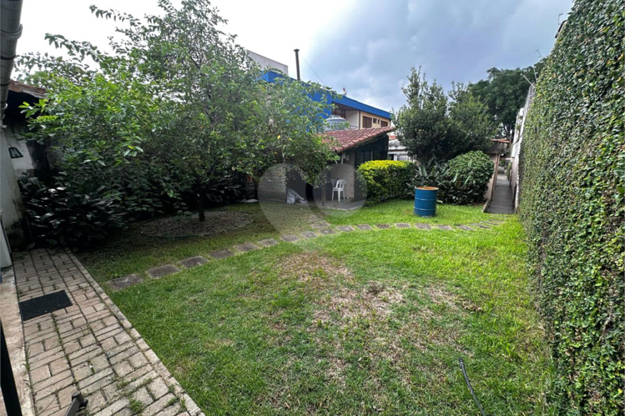 Casa à venda com 3 quartos, sendo 1 suíte, em Planalto Paulista, São Paulo, SP