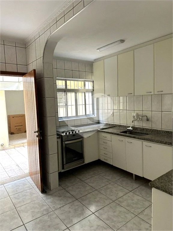 Sobrado para alugar com 3 quartos, sendo 1 suíte, em Vila Gomes Cardim, São Paulo, SP