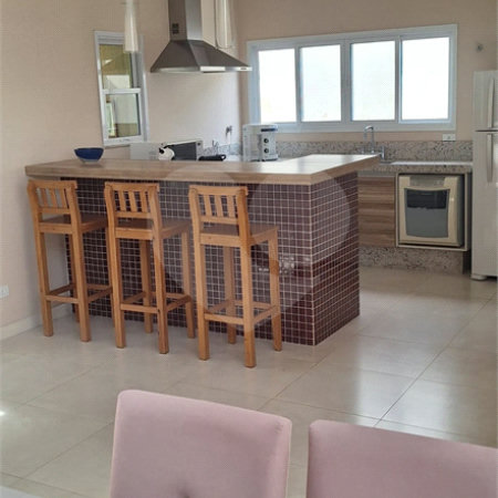 Casa à venda com 3 suítes em Condomínio Flamboyant-b, Atibaia, SP