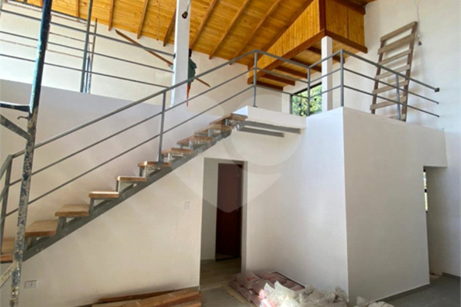 Casa à venda com 2 quartos, sendo 1 suíte, no condomínio Águas de São Pedro, Mairiporã - SP