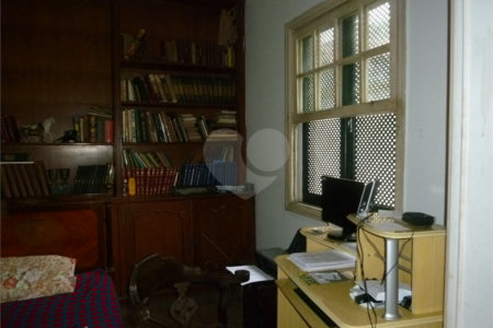 Sobrado à venda com 3 quartos em Jardim Paulista, São Paulo, SP