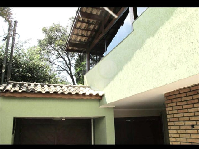 Sobrado à venda com 3 quartos, sendo 1 suíte,  em Tremembé, São Paulo, SP