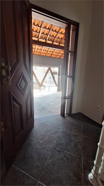 Sobrado à venda com 2 suítes em Jardim Itamaracá, Indaiatuba, SP