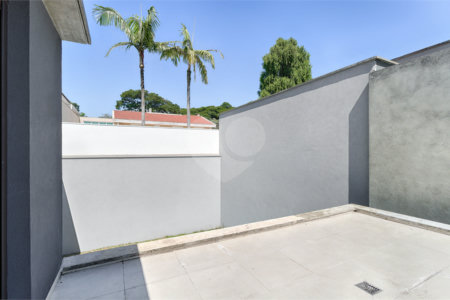 Casa à venda com 4 suítes no condomínio Edifício Jade, São Paulo - SP