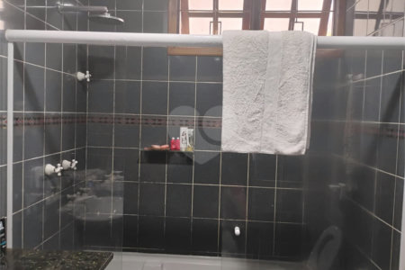 Casa à venda com 3 quartos, sendo 1 suíte,  em Vila Suissa, Mogi das Cruzes, SP