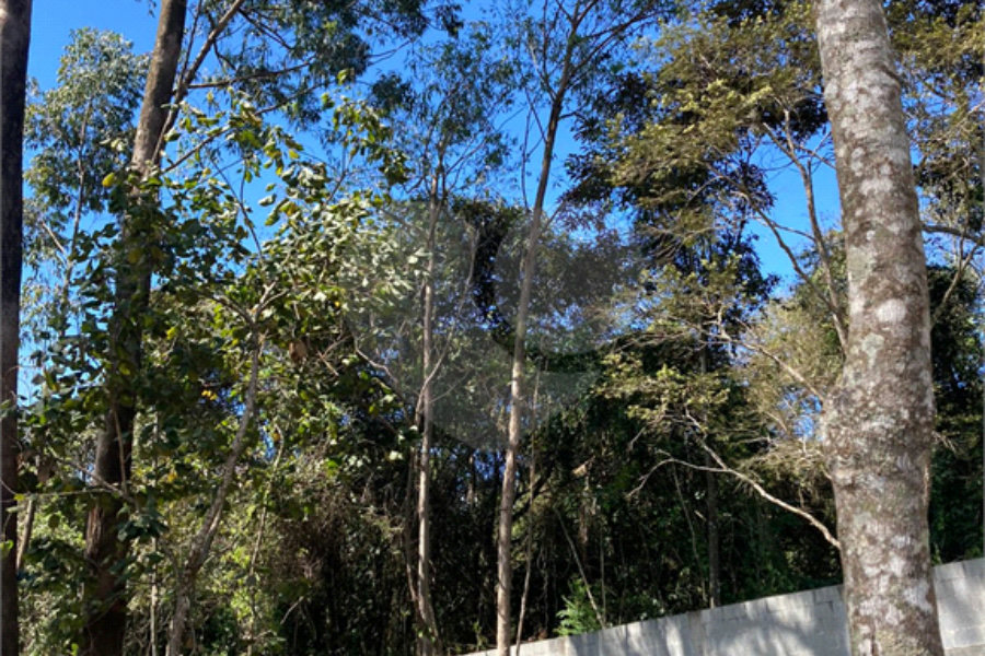 Terreno à venda no condomínio Suíça da Cantareira, Mairiporã - SP