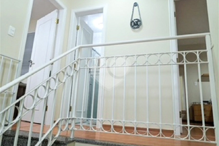 Casa à venda com 3 quartos, sendo 1 suíte, no condomínio Mariana, São Paulo - SP
