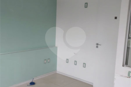 Sala à venda em Vila Bastos, Santo André, SP