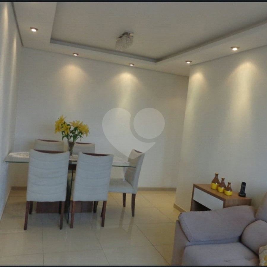 Apartamento à venda com 2 quartos em Parque Fongaro, São Paulo, SP