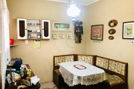 Sobrado à venda com 5 suítes em Vila Cordeiro, São Paulo, SP